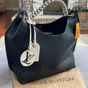 Black and white hobo